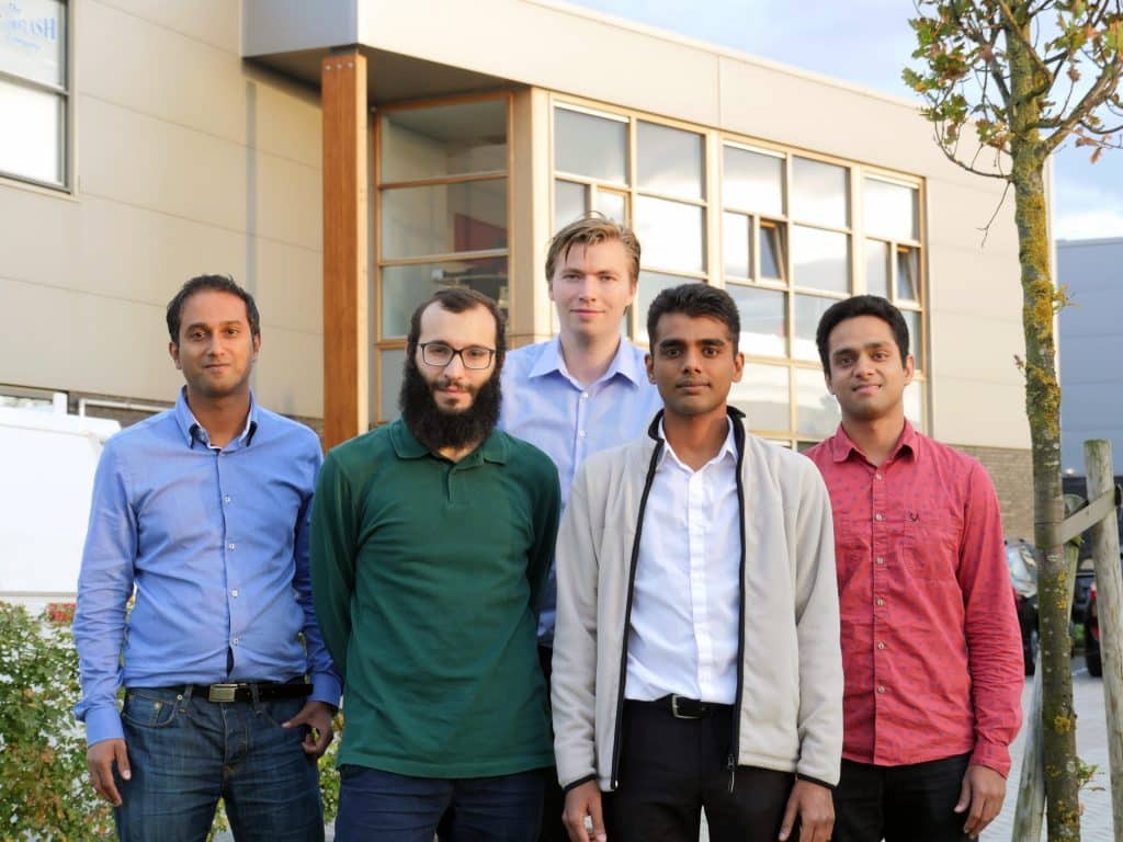 Delft startup to pose a big threat to print market: Raises € 1 million for its inkless printing tech
