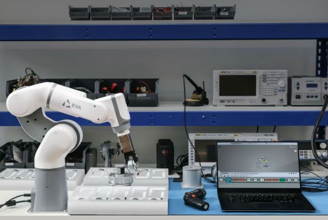 A British startup has launched a robotic arm which will shake up the entire industrial robotics space