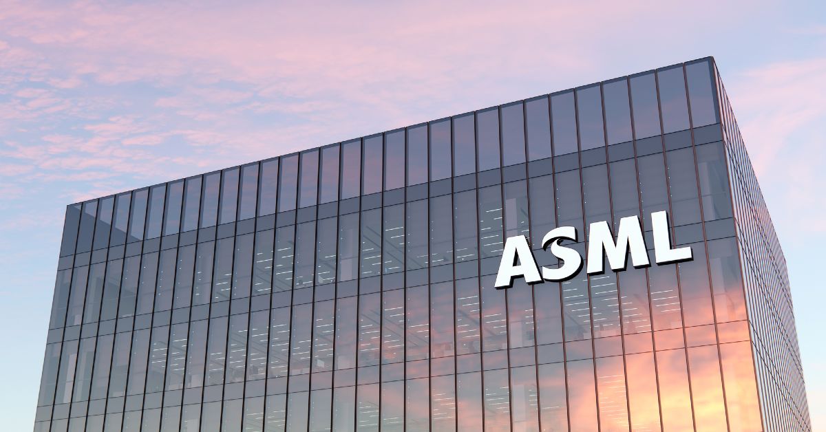 ASML shares plummet after disappointing Q3 report; losses €48.7B in market capitalisation