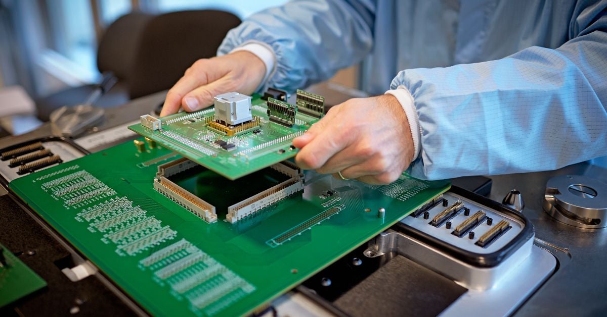 Swiss chipmaker STMicro to acquire Eindhoven-based NXP Semiconductors’ MEMS sensor business for €808.1M