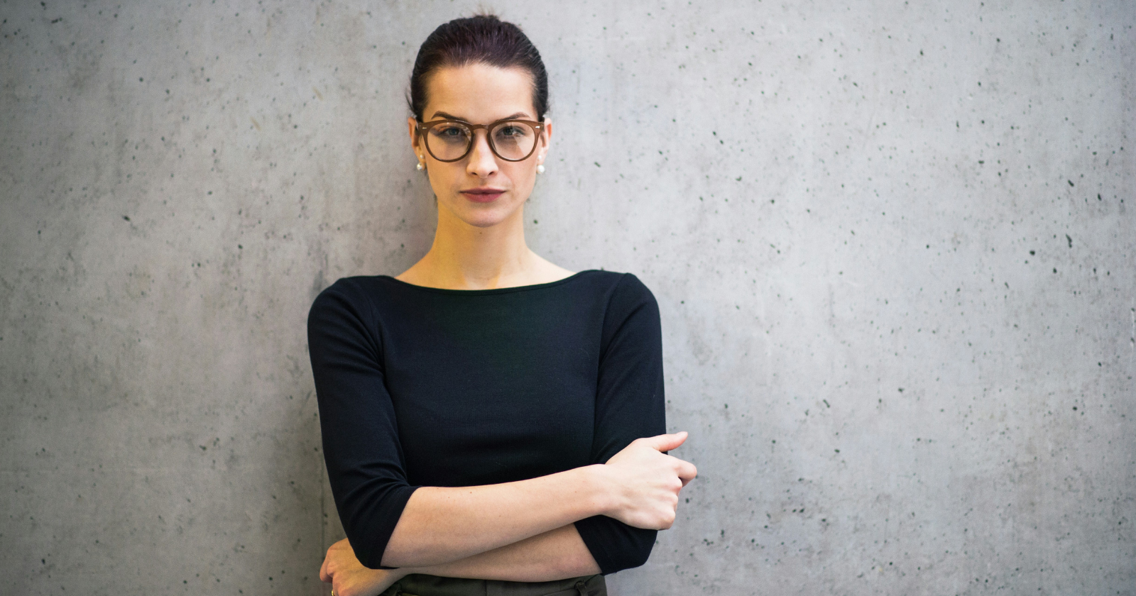 New study claims smarter people stay single longer — but is that the whole story?