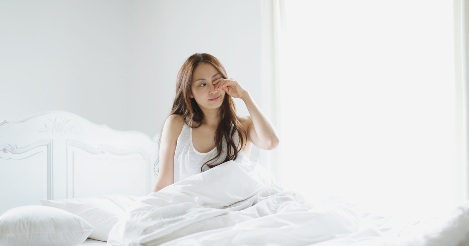 The difference between people who actually change their lives and people who just talk about it often comes down to what they do in the first 90 seconds after waking up