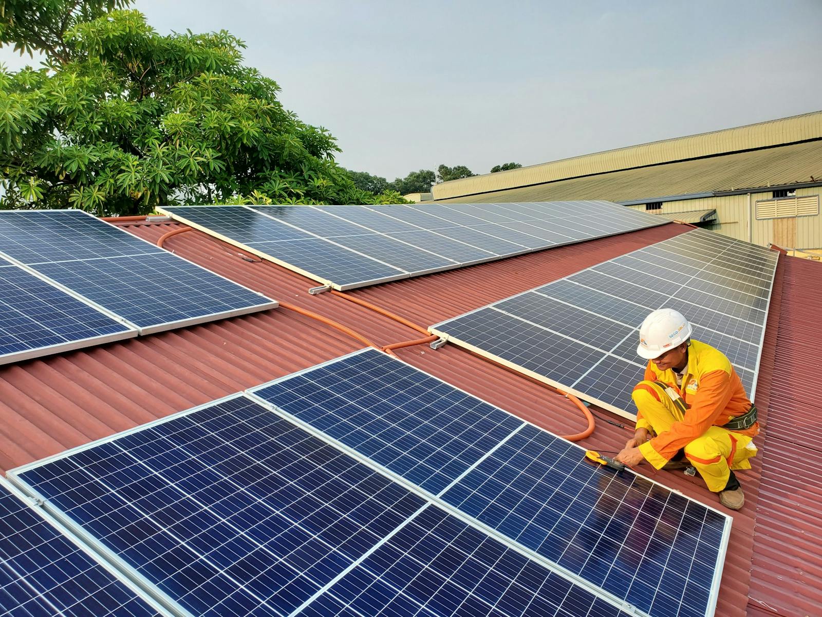 Nobody talks about why growth-stage VCs are suddenly paying software-style multiples for an Indian rooftop installer, and the answer sits inside a government subsidy scheme most foreign investors have never read