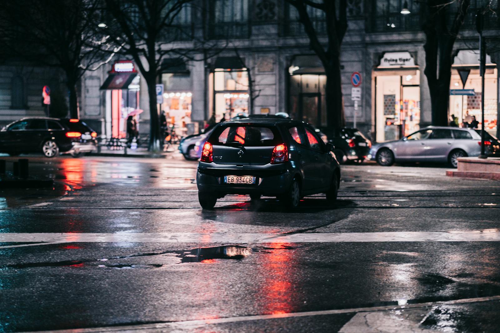 Waymo robotaxi rain