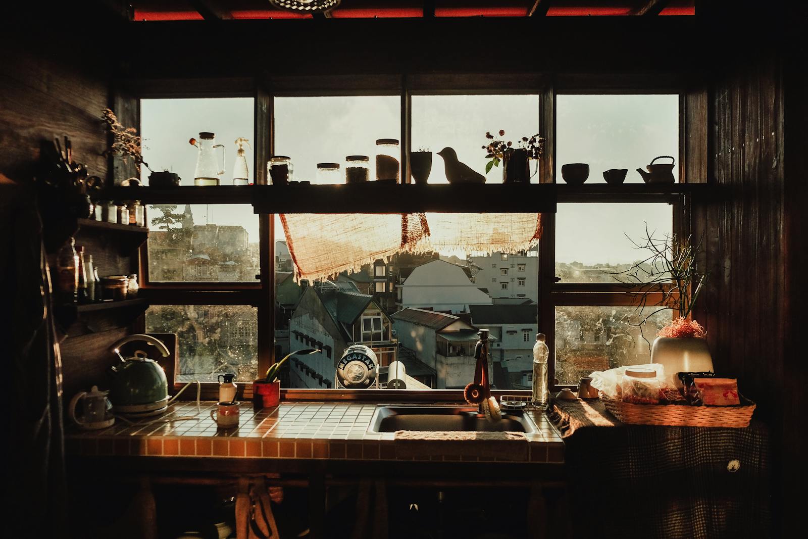 window light quiet kitchen