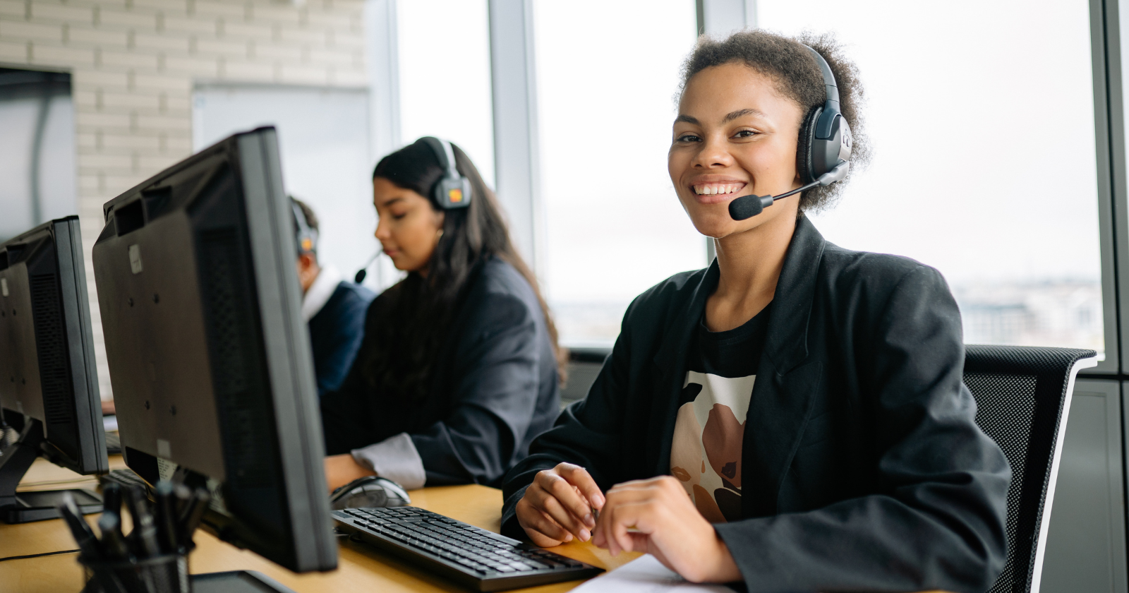 You'd think an AI copilot would widen the gap between star employees and everyone else but a Stanford/MIT study of 5,000 call-center agents found the opposite: it lifted novices' output by about 34% and barely moved the veterans, narrowing the skill gap instead
